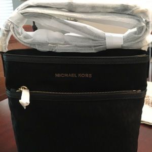 Michael Kors wrap around purse